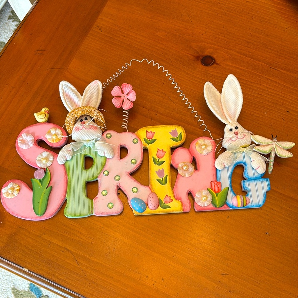 🐰🌷FESTIVE SPRING DECOR-Hanging Spring theme painted wood plaque